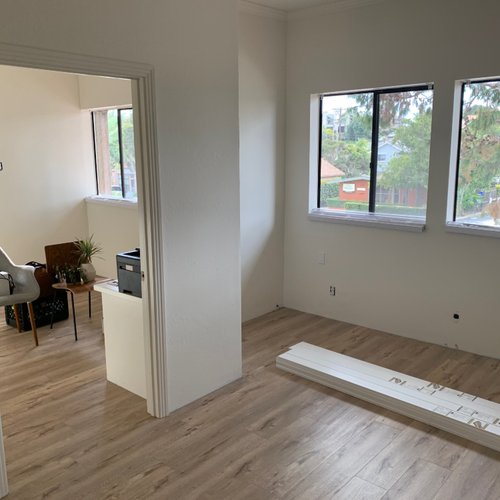 Home office with scratch-proof floors