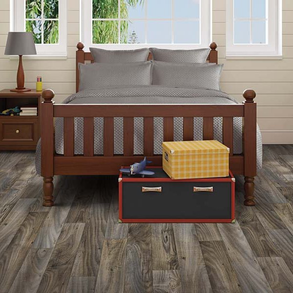 Vinyl flooring in Solana Beach CA